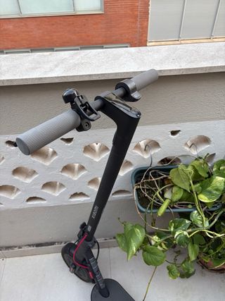 Patinete Xiaomi Lite 4 + Casco