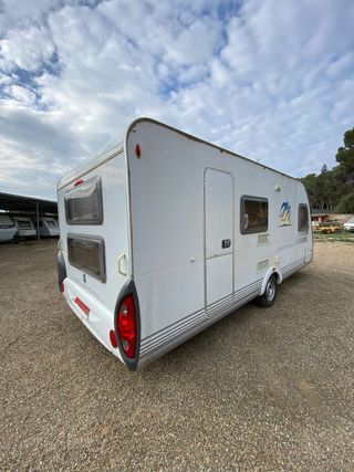 Caravana Knaus Sudwind 500 FSK - oportunidad!!