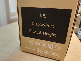 Monitor LG 24 pollici