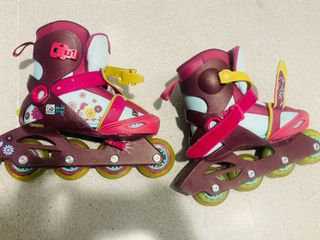 Patines en línea infantiles rosas y morados