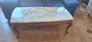 Mesa de centro de mármol y madera