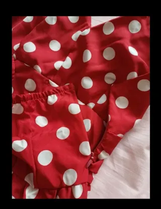 Vestido Pinup Rojo Lunares Blancos Talla XS Nuevo