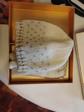 Conjunto Gorro y Guantes Cortefiel