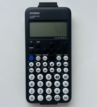 Calculadora Casio fx-82SP CW Iberia Negra con Tapa