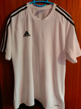 Camiseta deportiva Adidas Talla M