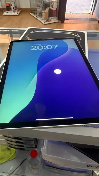 iPad Pro 11 256GB 4ª Gen Plata BT 93% M4