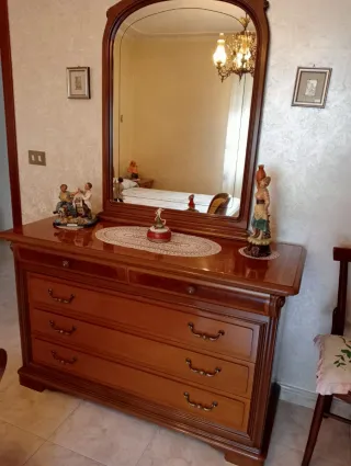 Armadio in radica di noce con specchi