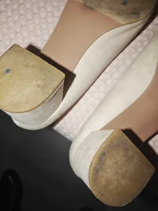 Zapatos tacón bajo rosa nude