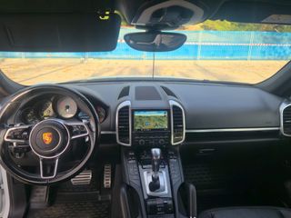 Porsche Cayenne 2015