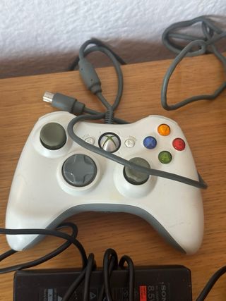 Lote Mandos y Cables: Wii, Xbox 360, PS1