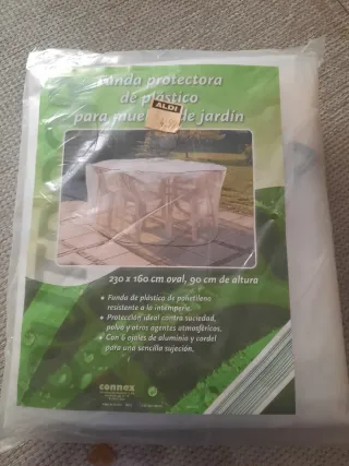 Funda protectora mesa y sillas jardín ALDI