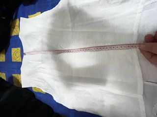 Gilet bianco con bottoni