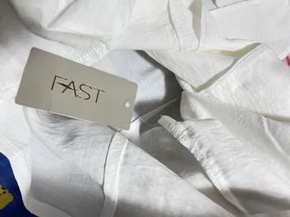 Gilet bianco con bottoni