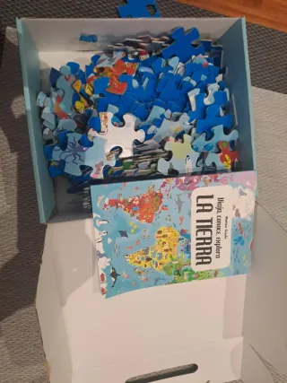 Puzzle La Tierra 205 piezas ovalado + 6años