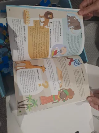 Puzzle La Tierra 205 piezas ovalado + 6años