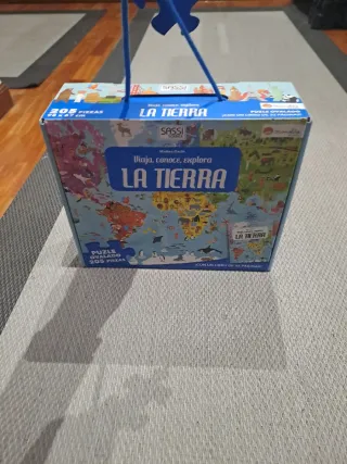 Puzzle La Tierra 205 piezas ovalado + 6años