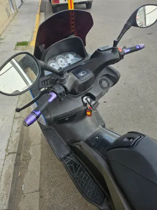 Kymco Xciting 500r ABS Maxi Scooter