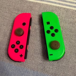 Mando Nintendo Joy-Con (Rosa y Verde)