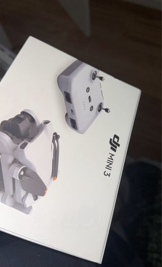 DJI Mini 3 Drone y Control