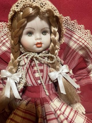 Bambola Porcellana Capodimonte Ciarapica 35cm