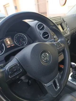 woskvagen  Tiguan  2013