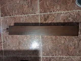 Mesa de centro convertible a mesa alta de madera