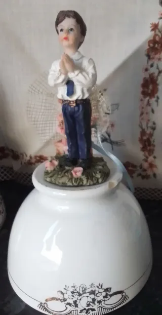 2 Tazones Comunión y 2 Figuras Niño