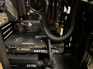 Torre Gaming PC Thermaltake RTX 3060 i5 16GB agua