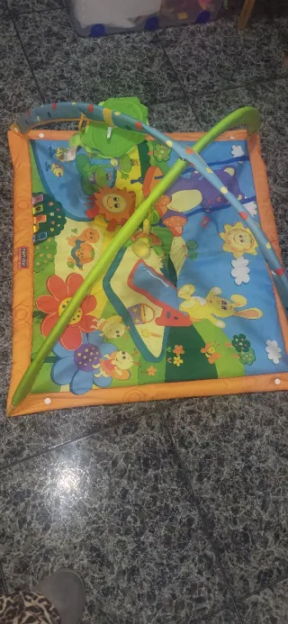 Alfombra de juegos para bebé Tiny Love