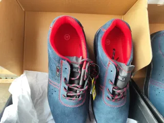 2 Pares Zapatos Seguridad Azul/Rojo tallas 44 y 45