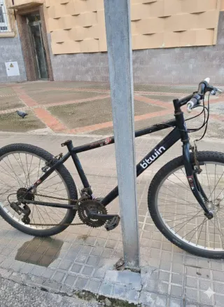 Bicicleta de Montaña BTWIN Negra