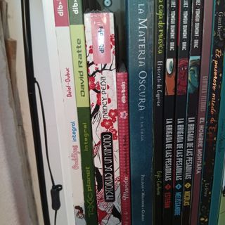 Comics juveniles Astronave y Dib-Buks