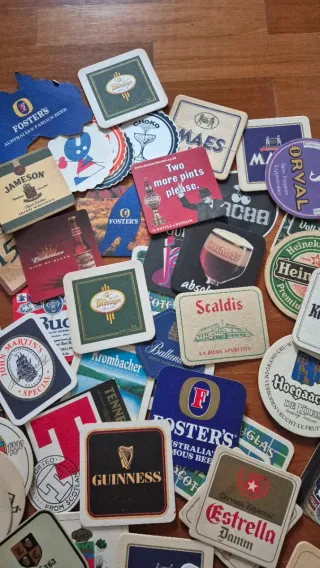 Colección de 100 posavasos de cerveza