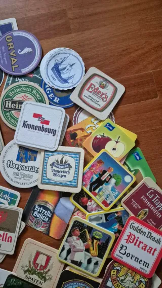 Colección de 100 posavasos de cerveza