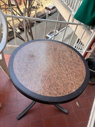 Tavolo rotondo da esterno in metallo