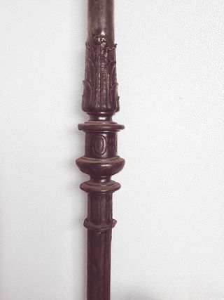 Columna de forja antigua