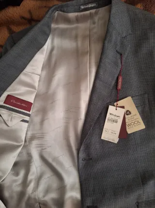 Americana hombre gris sin estrenar. Talla 56.