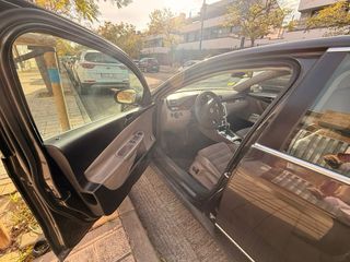 Volkswagen Passat 2.0 TDI 140CV – Automático – Año
