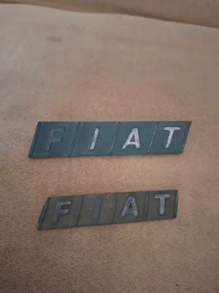 Emblemas Lettering Fiat