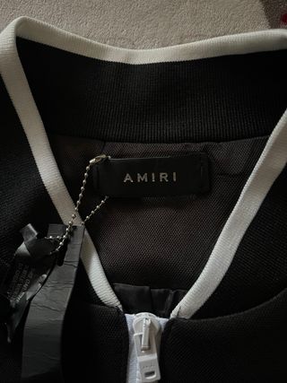 Conjunto Amiri Negro