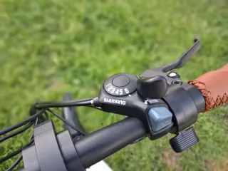 Bicicleta eléctrica plegable a nueva a estrenar