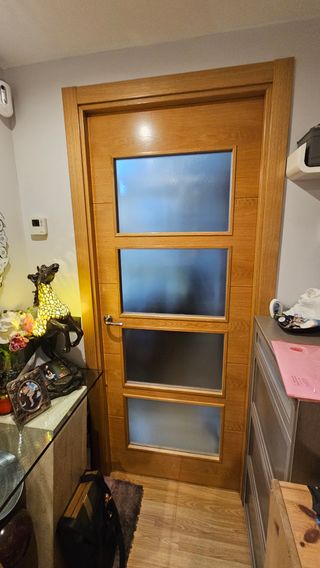 Puerta de madera interior 7 puertas total