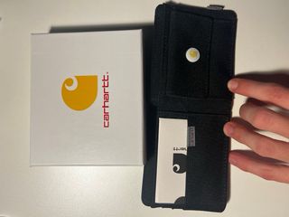 Vendo billetera Carhartt, color negro, en excelent