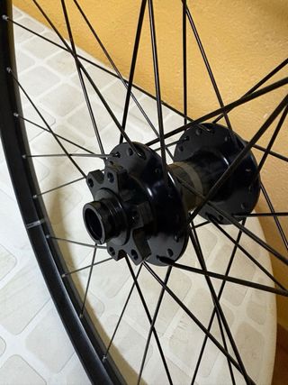 Ruedas Mavic e-Crossride