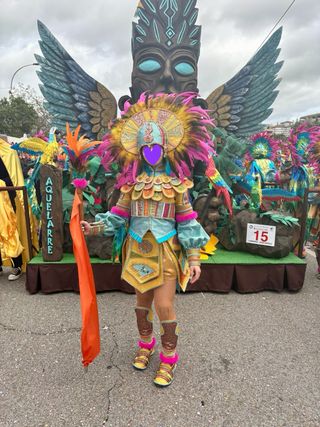 Traje comparsa carnaval badajoz tribu dios pajaro
