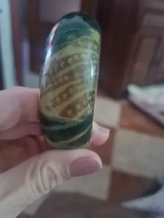 Pulsera ancha resina verde y amarilla