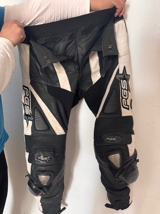 Mono Moto Cuero PGS Talla 52 2 piezas