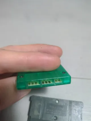 Memory Card PS1 y Juego GBA Flushed Away