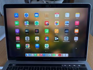 MacBook Pro 13'' (2019). Color Gris Espacial