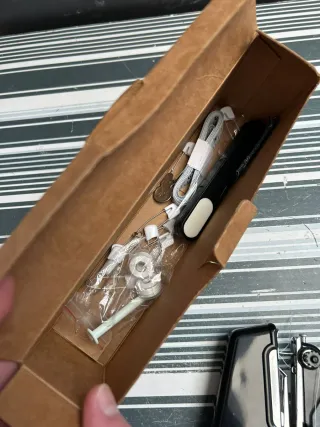 Mini máquina de coser portátil